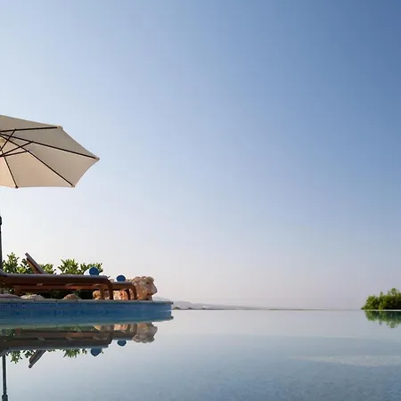 Amera Luxury