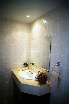 Amera Luxury *