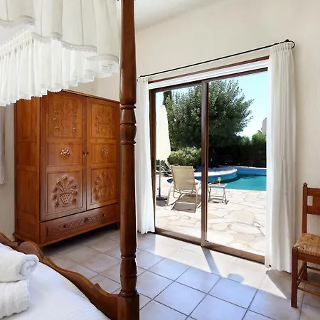 Amera Luxury
