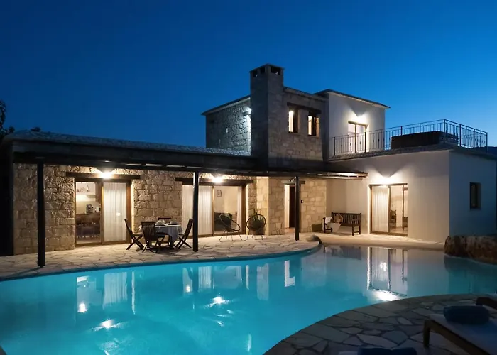 فيلة Amera Luxury *