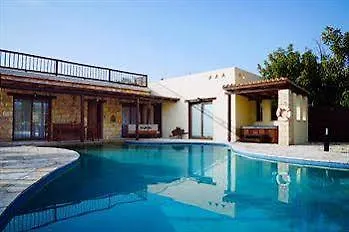 Amera Luxury فيلة