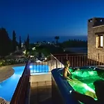 Amera Luxury * Peyia