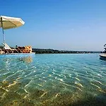 Amera Luxury * Peyia