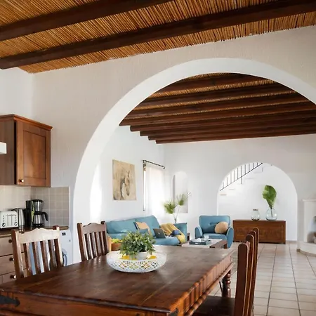 Amera Luxury Peyia