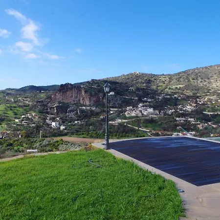 Amera Luxury Пейя