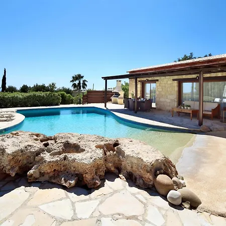 Amera Luxury * Peyia