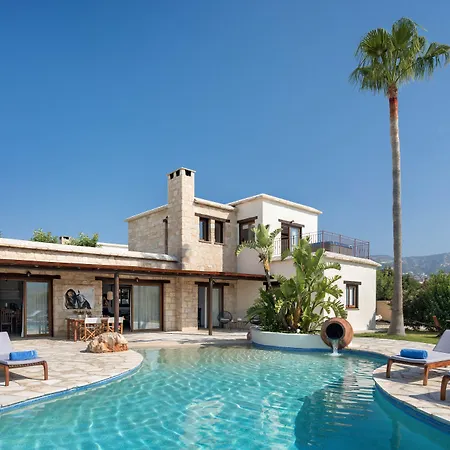 Amera Luxury * Peyia