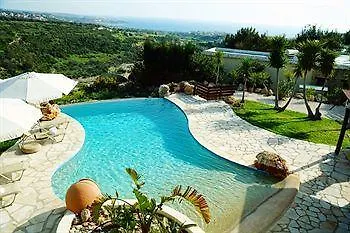 Amera Luxury Peyia