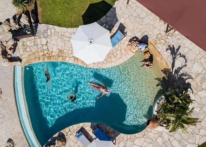 Amera Luxury * Peyia