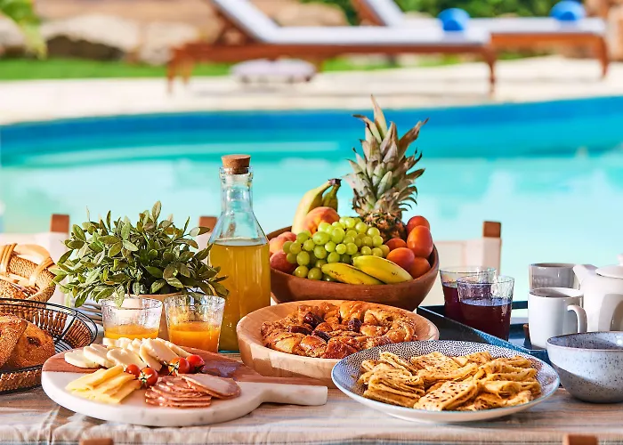 Amera Luxury Villa *